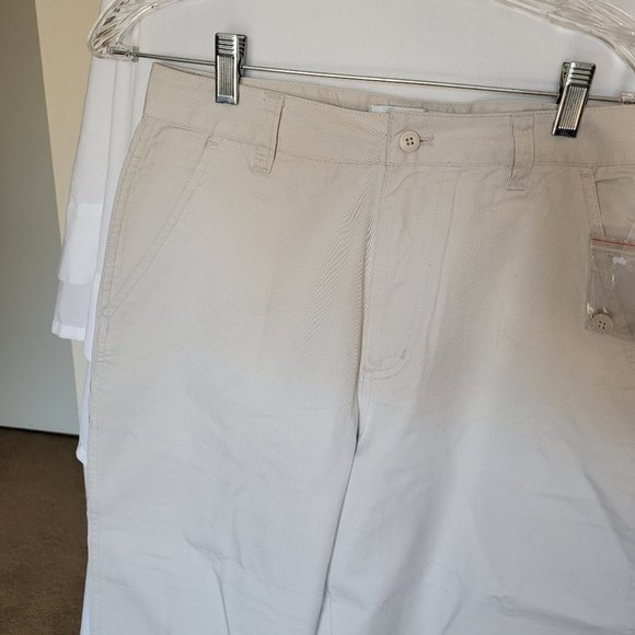 NEW Chadwick's Beige Capri Jeans Size 10 (312) - Picture 3 of 12